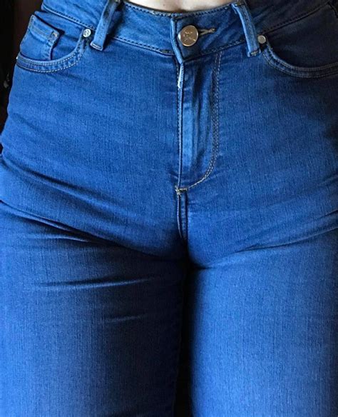 cameltoe .